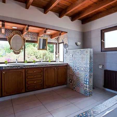 Casa Rocas Santa Ursula (Tenerife)